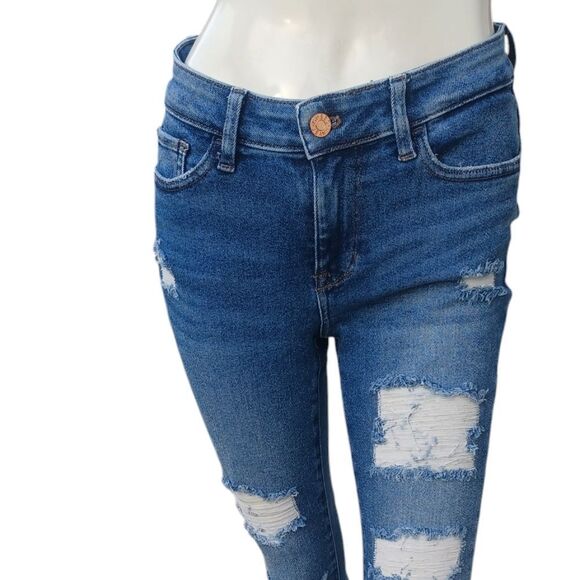 5014...Guess Skinny Jeans Size 26, 25" Inseam 8" Rise - Picture 1 of 5